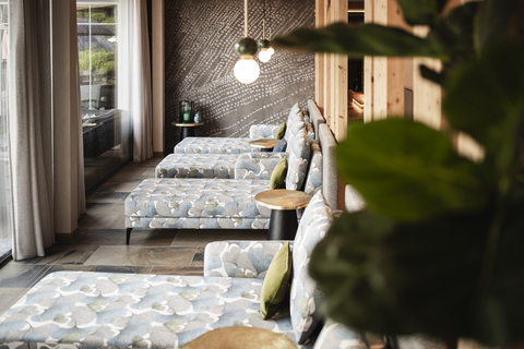 Entspannung im Adults-Only Ruhebereich (c) Hannes Niederkofler (Hotel Peternhof)