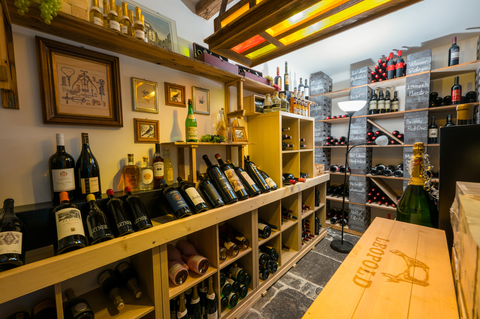 Exklusiver Weinkeller (Vitalhotel Gosau)