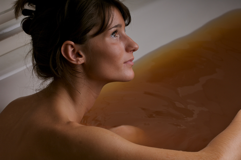 Frau im Thermalbad (c) R. Kiaulehn (TVB Valsugana Lagorai)