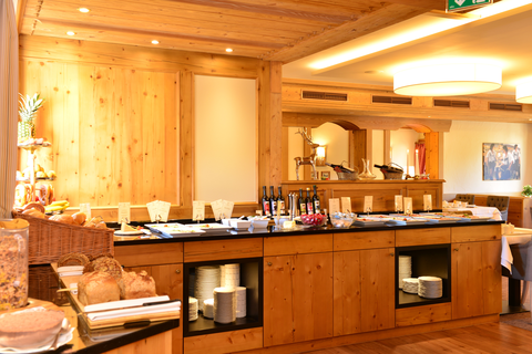 Frühstücksbuffet im Hotel (c) Sascha Duffner (Hotel Jagdhof)