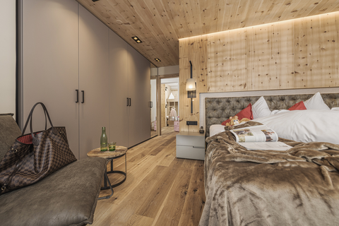 Gemütliche Panorama Family Suite (c) Jan Hanser (Mia Alpina . Zillertal Family Retreat)