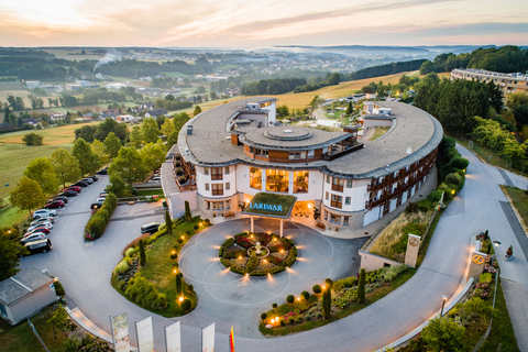 Hotel Larimar Luftansicht Eingang (c) Karl Schrotter Photograph (Hotel &amp; Spa Larimar)