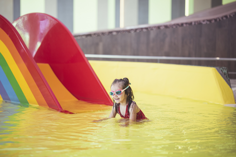 Kinderbecken mit Rutsche (c) Hannes Niederkofler (Cavallino Bianco Family Spa Grand Hotel)