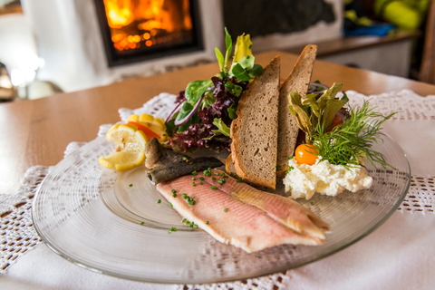 Selbst geräucherter Fisch als leckere Jause (c) RB Dittrich (Castello Königsleiten)