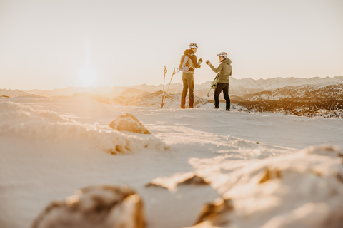 Skitour bei Sonnenaufgang (Vitalhotel Gosau)