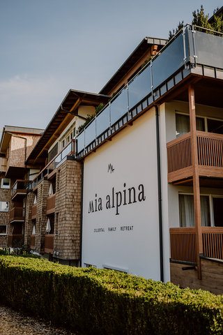 Sommerliche Ansicht des Mia Alpina (Mia Alpina . Zillertal Family Retreat)