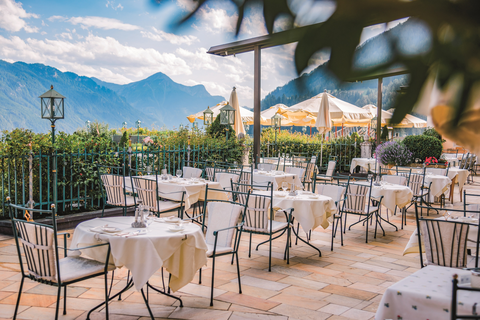 Sonnenterrasse lädt zum Verweilen ein (Wellnessresidenz Schalber)